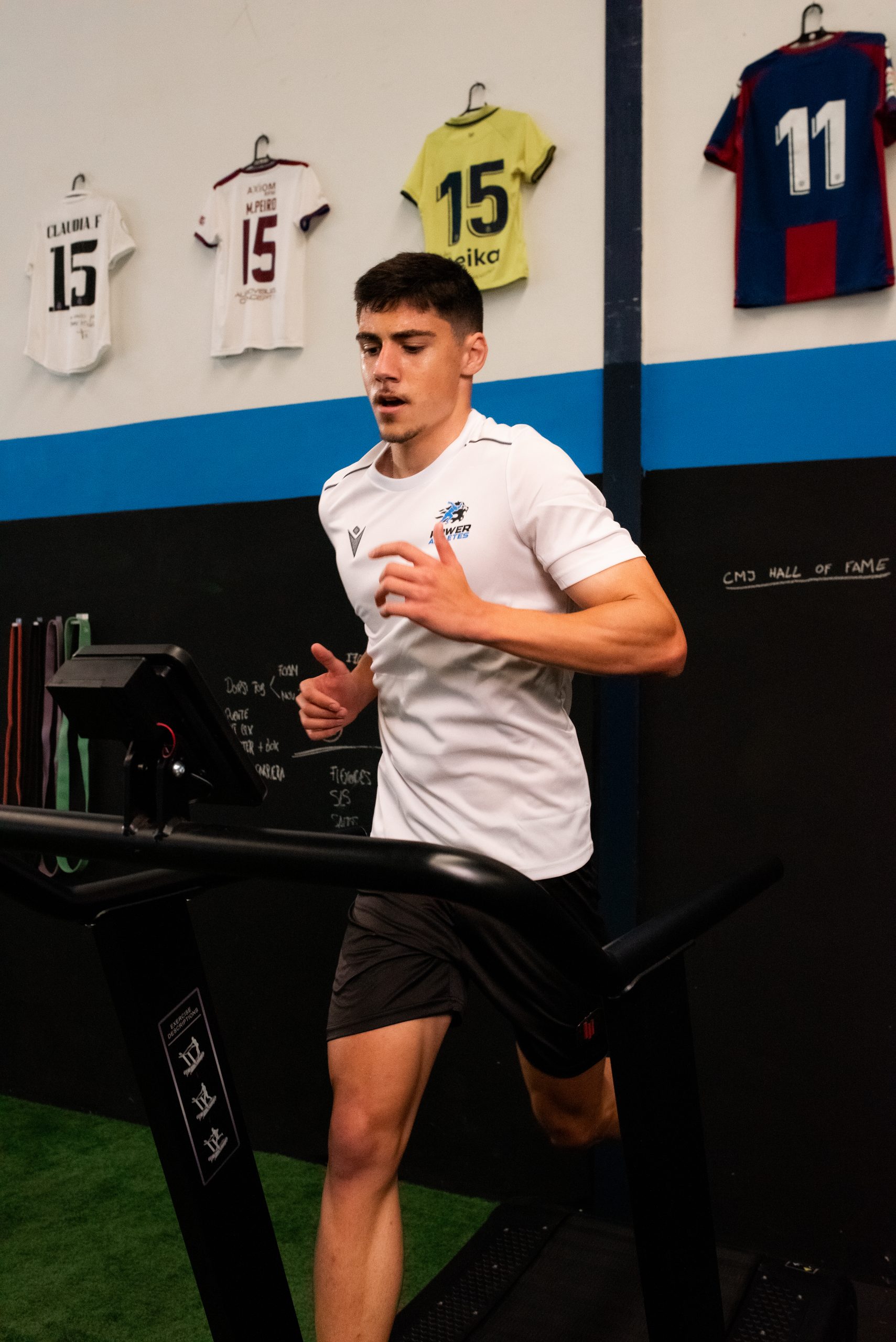 https://www.powerathletes.es/wp-content/uploads/2025/04/MS81814-scaled.jpg